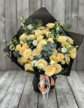 Букет цветов из:  Розы и Лизиантусы #REPLACE_PRED# Новосмолинский