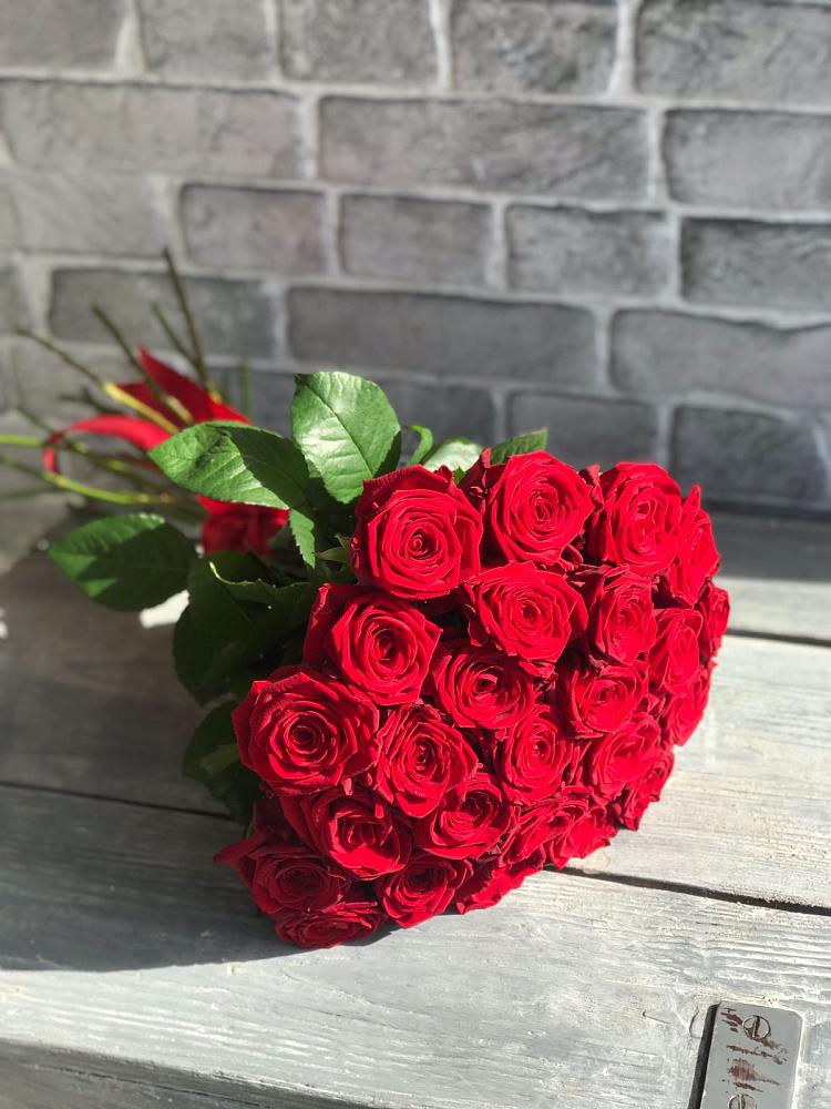 Букет Красные розы Фридом в Новосмолинский