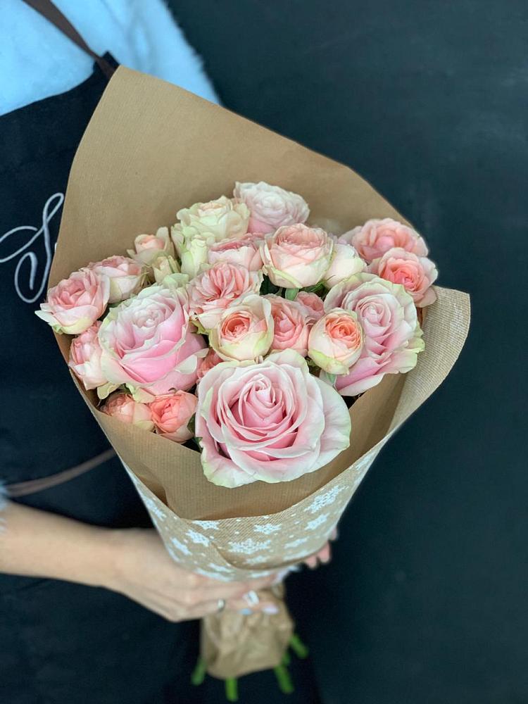 Букет цветов из: Хризантемы и Розы в Новосмолинский