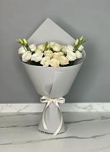 Букет цветов из:  Розы и Лизиантусы в Новосмолинский